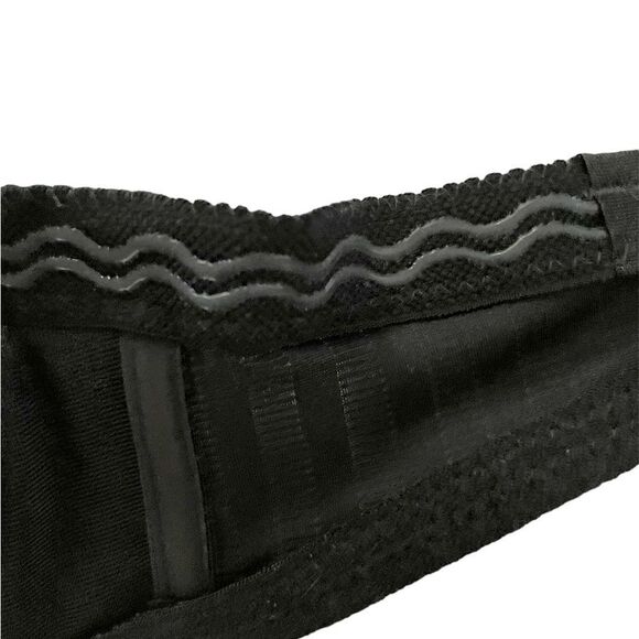 Chantelle Soft Full Coverage Memory Foam T-Shirt Bra, Strapless Option - Picture 7 of 8